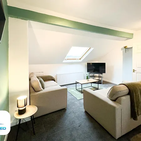 West End By Furnished - Free Parking - Family - Spacious * Harrogate