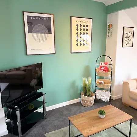 West End By Furnished - Free Parking - Family - Spacious Harrogate